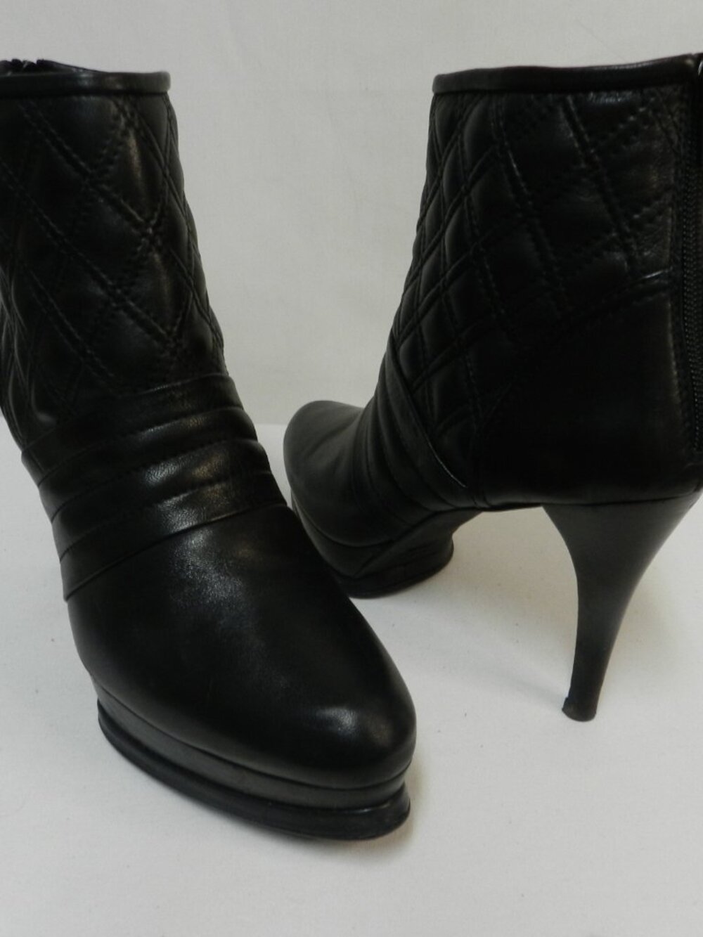 Stuart Weitzman Quilted Leather Platform Boots Booties Boots black zip Size Sz 8